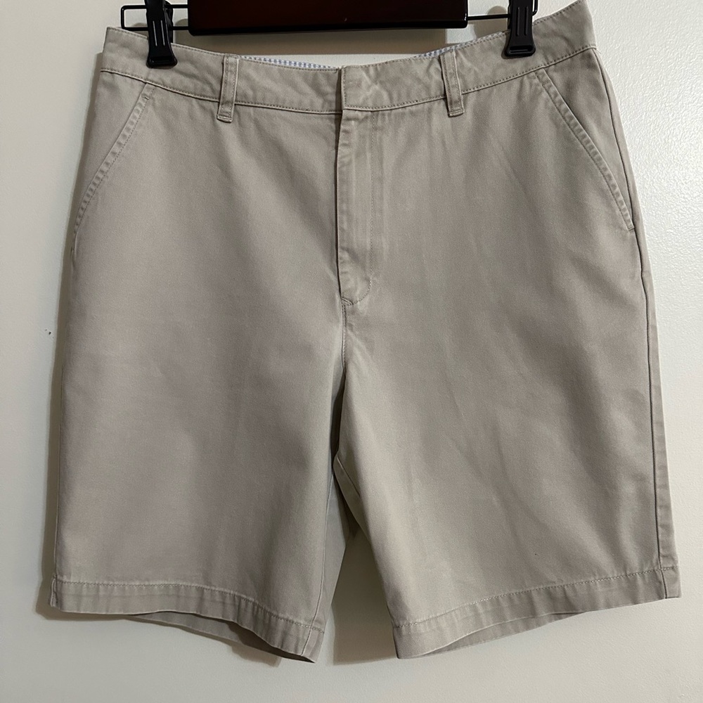 Tommy Hilfiger Khaki Beige Cotton Chino Shorts, Size 10